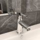 Krómozott felületű fürdőszobai mosdócsaptelep 130 x 176 mm