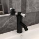 Fekete fürdőszobai mosdócsaptelep 130 x 180 mm