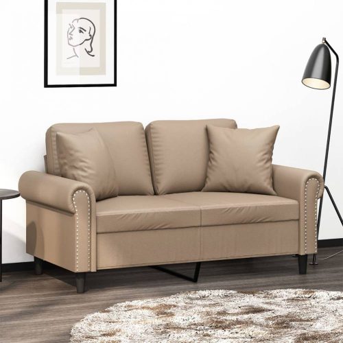 2 személyes cappuccino színű műbőr kanapé díszpárnákkal 120 cm